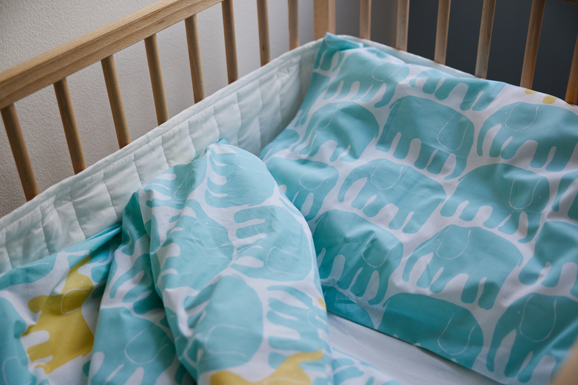 60662-5415-04-06_2; Finlayson Elefantti vapaa Lasten pussilakanasetti Vaalea aqua / Keltainen / 120x160 + 40x60 cm 