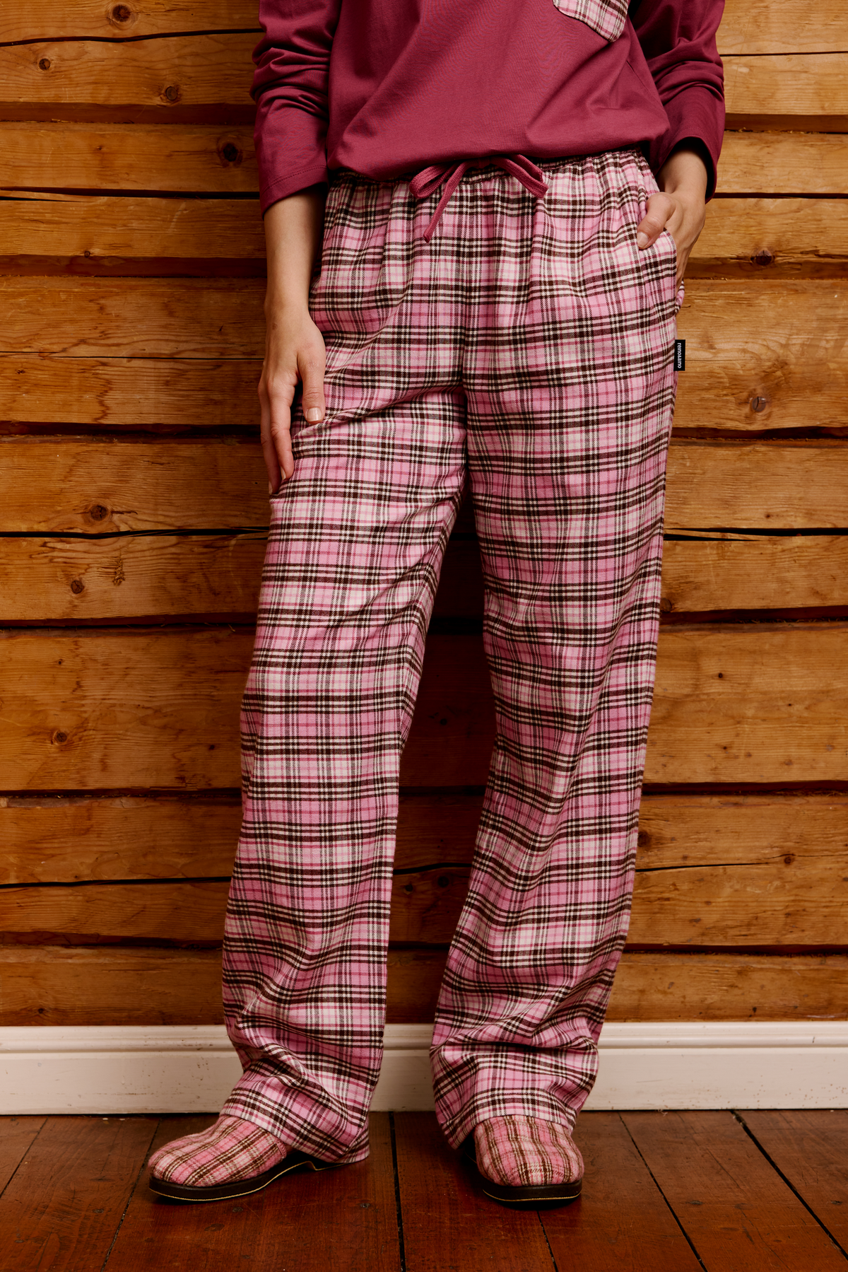 RW17004-431-XXL_1; RW17004-431-XL_1; RW17004-431-S_1; RW17004-431-M_1; RW17004-431-L_1; Finlayson Aino Aino Flanellipyjamahousut Vaaleanpunainen / L 