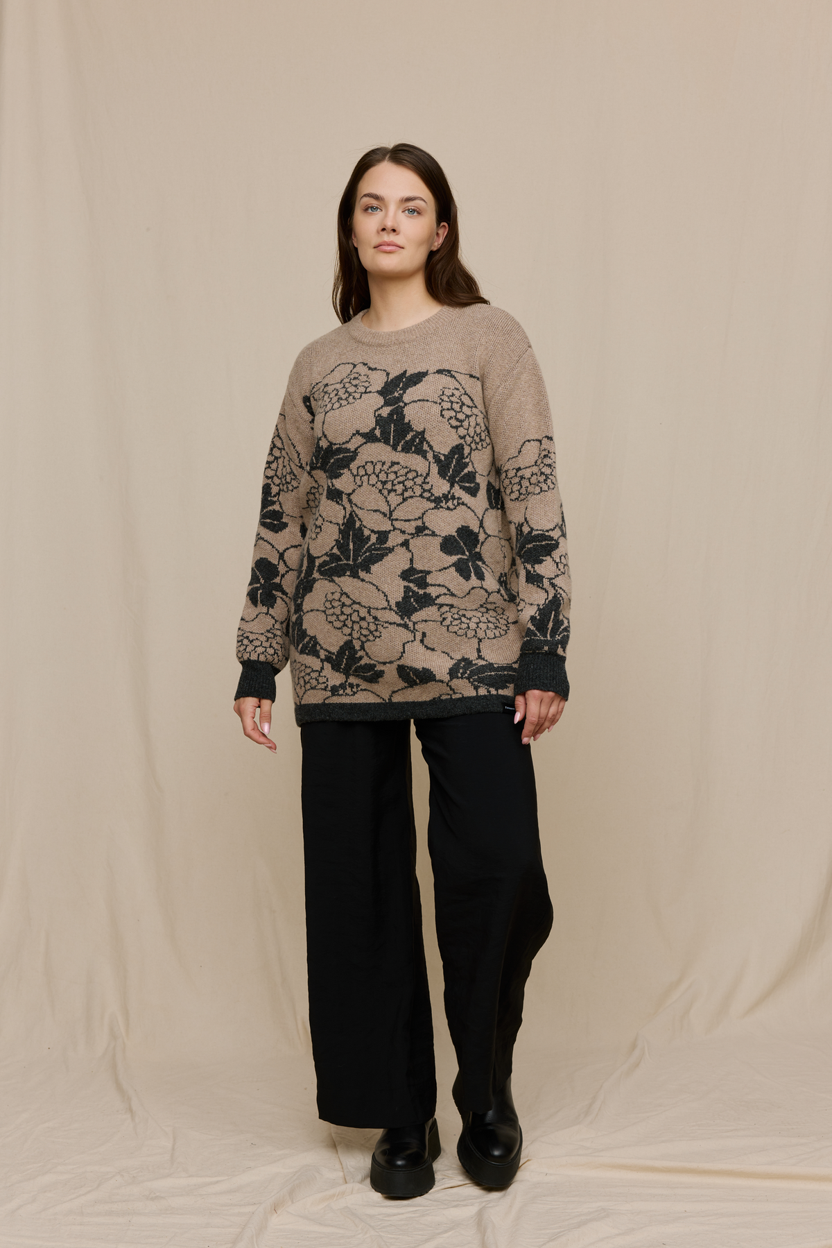FW51006-198-M_4; Finlayson Annukka Neule Beige / Harmaa / M 