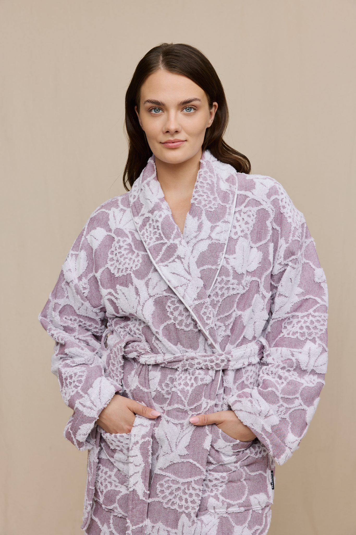 FW13001-436-SM_1; Finlayson Annukka Kylpytakki Malva / Valkoinen / S/M 